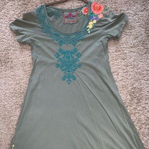 Embroidered dress with pretty designs!